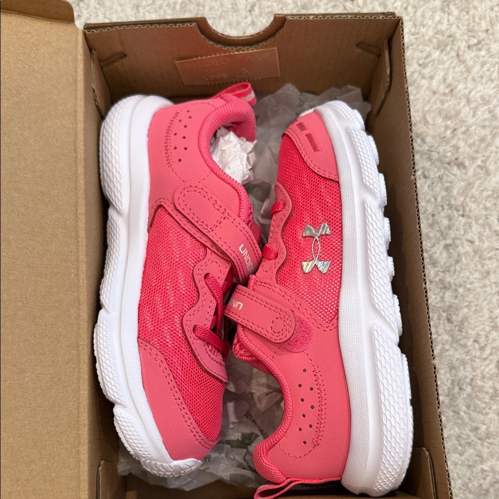 Under Armour Sneakers